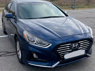 Hyundai Sonata foto 1