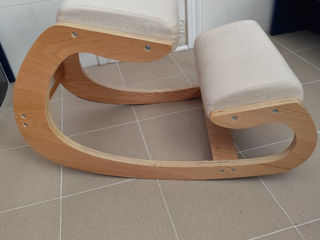 Scaun genunchi (balansoar) foto 3