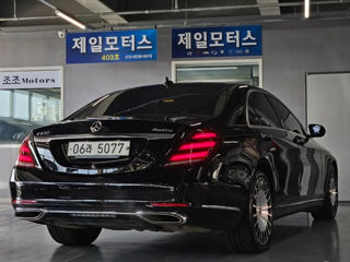 Mercedes S-Class foto 2