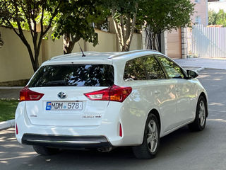 Toyota Auris foto 4