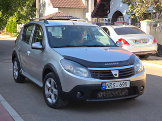 Dacia Logan foto 1