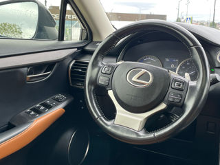 Lexus NX Series foto 11