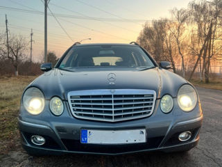 Mercedes E-Class foto 3