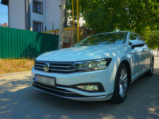 Volkswagen Passat foto 3