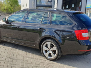 Skoda Octavia foto 3