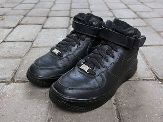 Nike Air Force 1 Mid Black. Размер 34. Оригинал. В  идеальном состоянии. foto 4