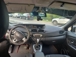 Renault Grand Scenic foto 8