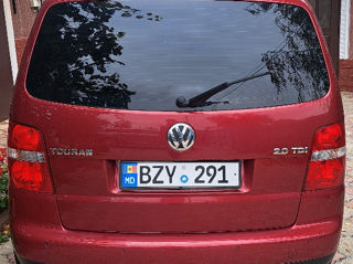 Volkswagen Touran foto 6