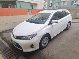 Toyota Auris foto 8