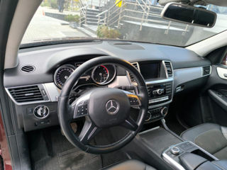 Mercedes M-Class foto 8