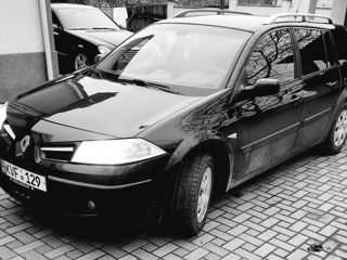 Renault Megane foto 2