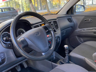 KIA Rio foto 6