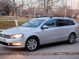 Volkswagen Passat foto 2