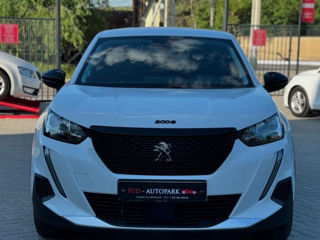 Peugeot 2008 foto 2