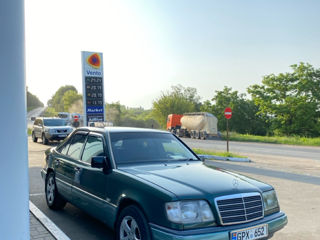 Mercedes E-Class foto 6