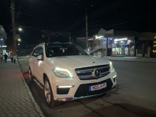 Mercedes GL-Class foto 2