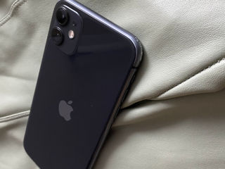 IPhone 11 64GB . foto 2