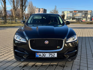 Jaguar F-pace foto 4