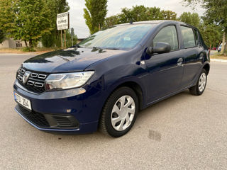 Dacia Sandero foto 1