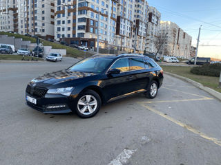 Skoda Superb foto 3