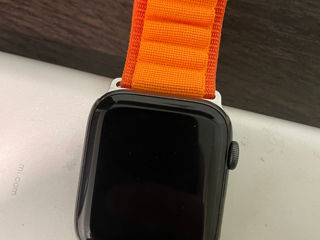 Apple Watch Series 5 Gray 44mm foto 3