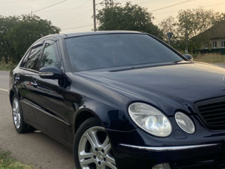 Mercedes E-Class foto 3