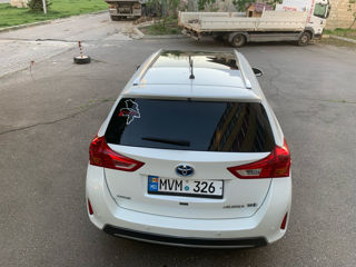 Toyota Auris foto 3