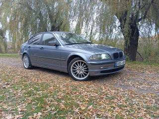 BMW 3 Series foto 5