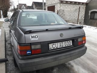 Volkswagen Passat foto 2