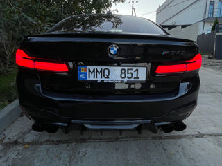 BMW 5 Series foto 5