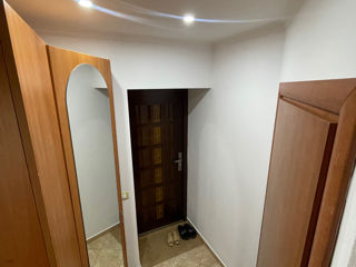 Apartament cu 1 cameră, 32 m², Botanica, Chișinău foto 3