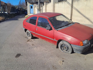 Opel Kadett foto 4