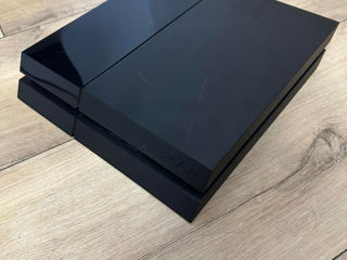 Sony PlayStation 4 foto 1