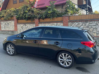 Toyota Auris foto 3