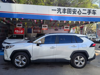 Toyota Rav 4 foto 4