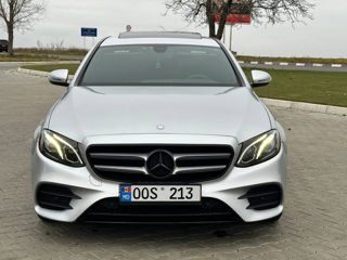 Mercedes E-Class foto 2