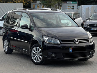 Volkswagen Touran foto 4