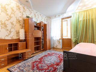 Apartament cu 2 camere, 96 m², Buiucani, Chișinău foto 11