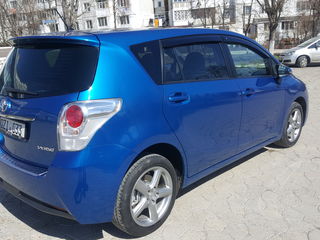 Toyota Verso foto 3