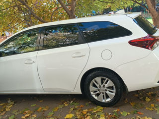 Toyota Auris foto 3