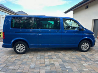 Volkswagen Caravelle foto 4