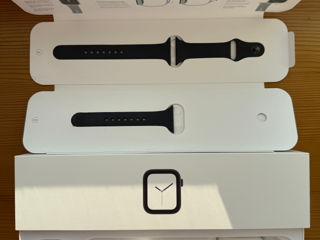 Vând Apple Watch Seria 4 / 40 mm / Space Gray