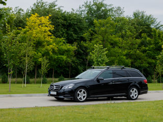 Mercedes E-Class foto 2