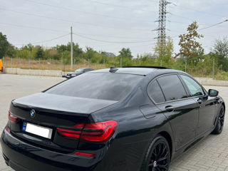 BMW 7 Series foto 4