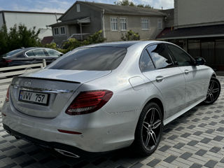 Mercedes E-Class foto 3