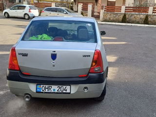 Dacia Logan foto 10