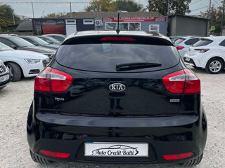 KIA Rio foto 6