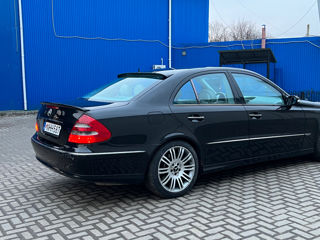 Mercedes E-Class foto 5