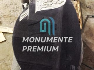 Monumente funerare din granit - prelucrare manuala - Monumente Premium foto 4
