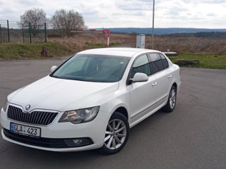 Skoda Superb foto 4